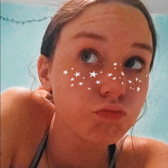 Meet your Posher, Lyndsey - Picture 1 of 1